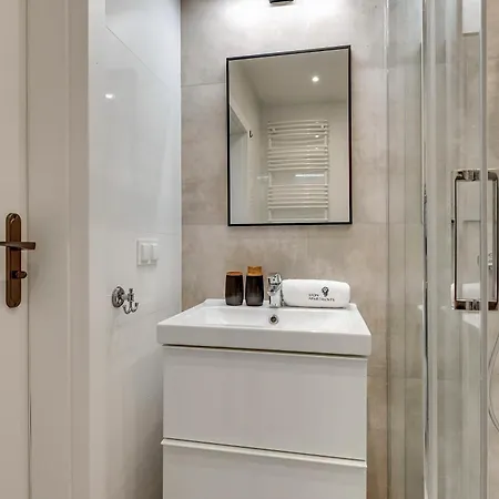 Lägenhet Wilcza With Parking By Lion Gdańsk