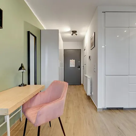 Wilcza With Parking By Lion Appartement *