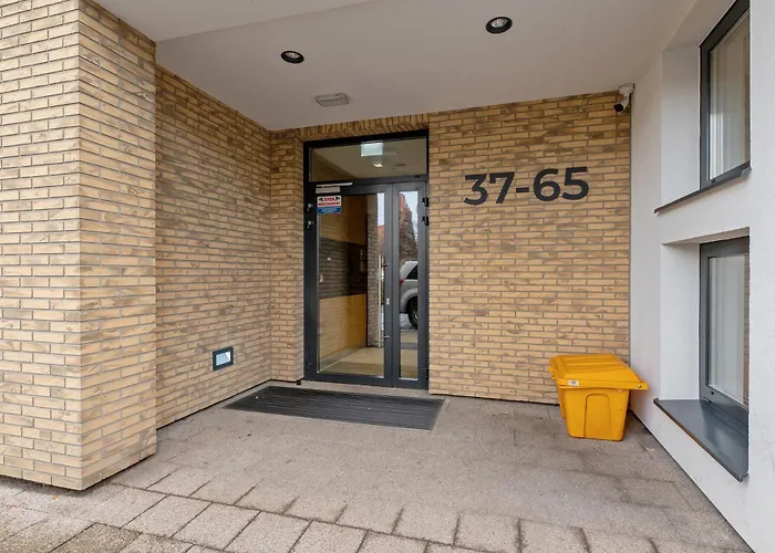 Apartamento Wilcza With Parking By Lion *